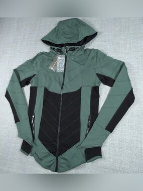 SuperX Apparel Green Arrow Inspired Zip Hoodie Mens Small Green Black Athletic